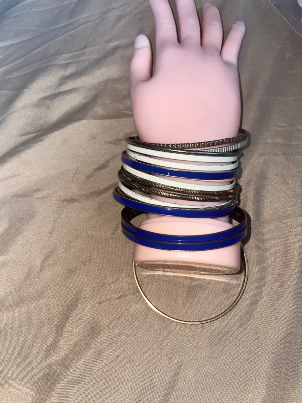 Multi-Color Stackable Bangle Bracelet Set - Picture 2 of 2